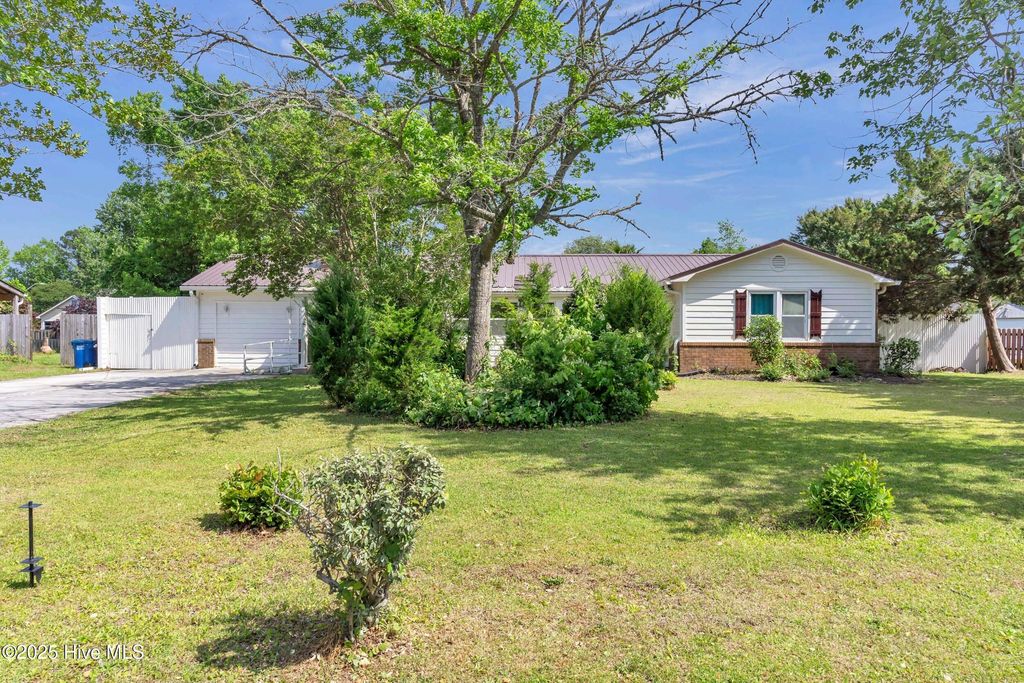Photo of 517 Kelly Road, Wilmington, NC 28409 (MLS # 100505297)