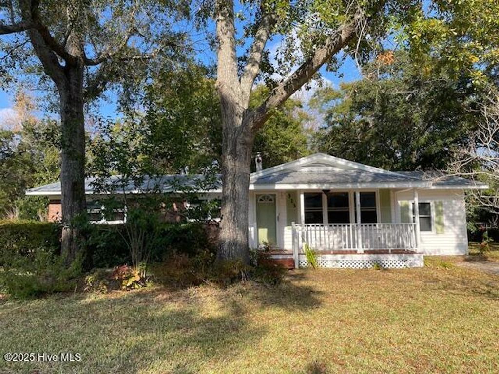 Photo of 313 Holiday Hills Drive, Wilmington, NC 28409 (MLS # 100542059)