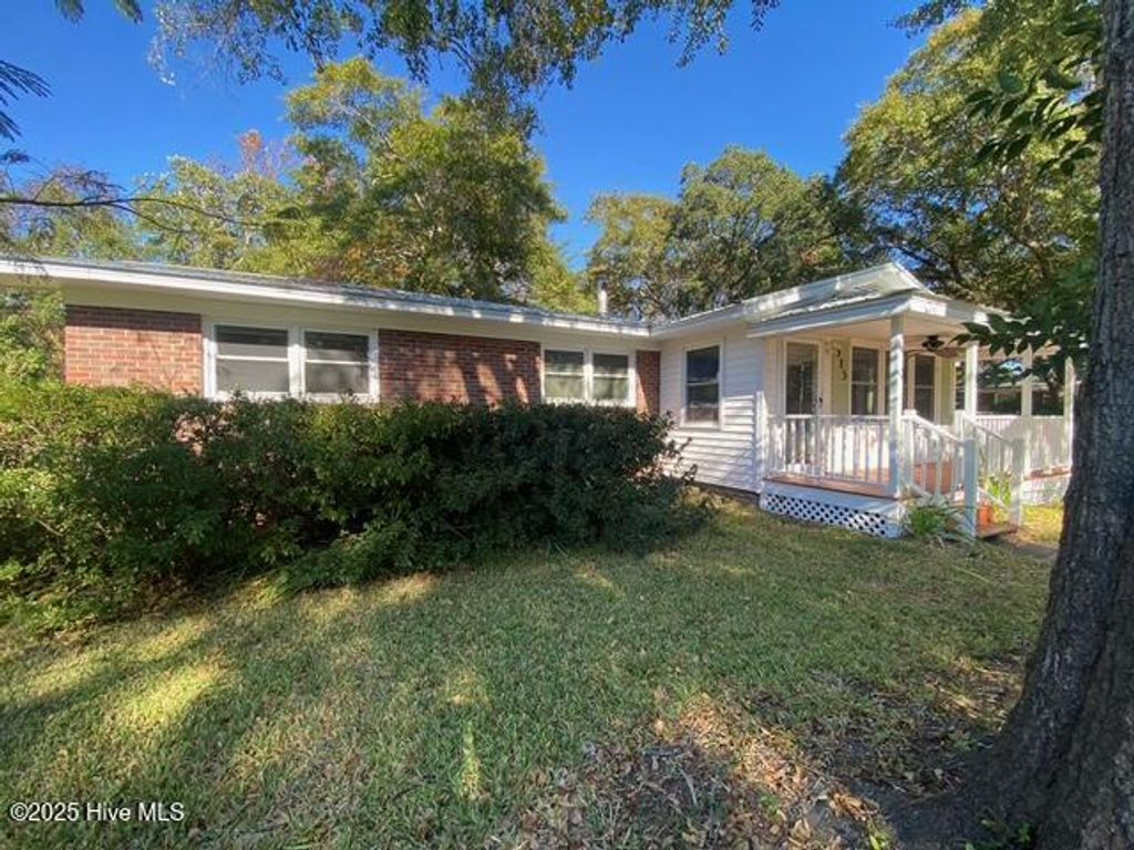 Photo of 313 Holiday Hills Drive, Wilmington, NC 28409 (MLS # 100542059)