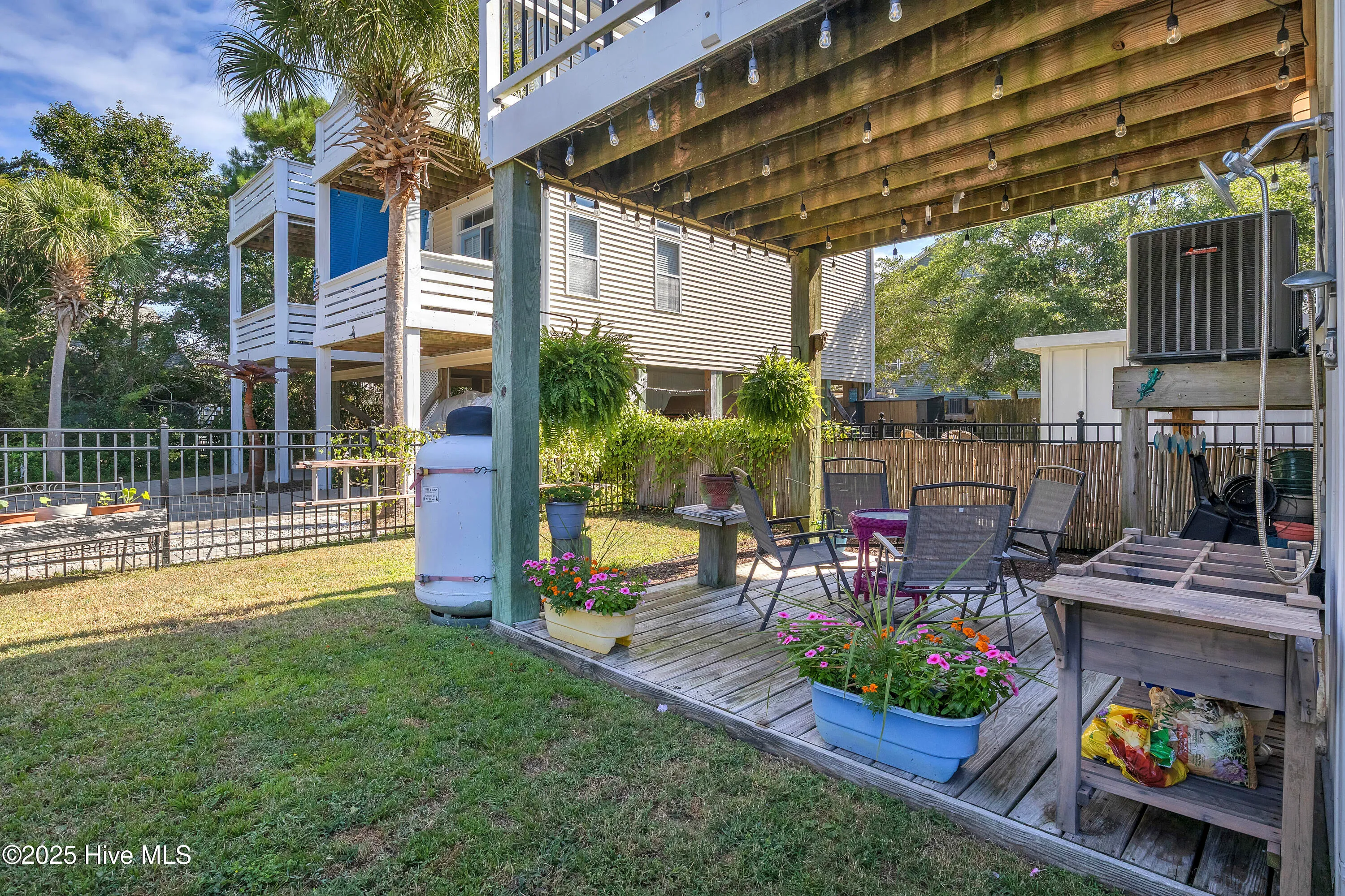 Carolina Beach, North Carolina 28428, United States, 3 Bedrooms Bedrooms, ,3 BathroomsBathrooms,Residential,Active,213983