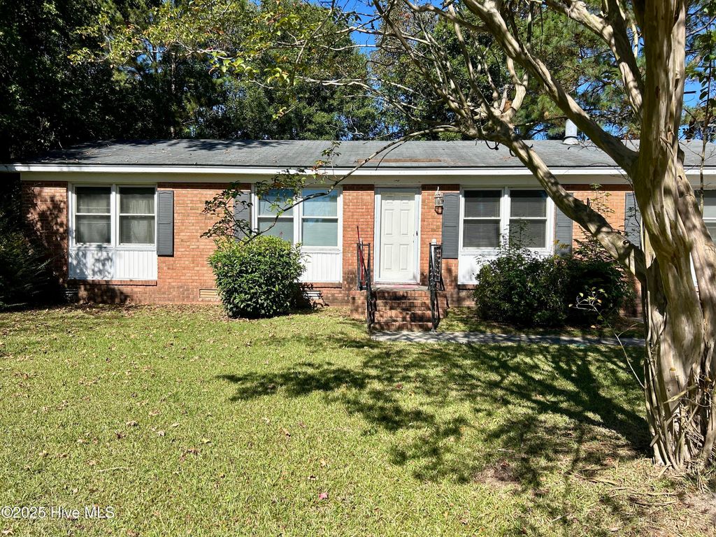 Photo of 433 Drexel Lane, Winterville, NC 28590 (MLS # 100537476)