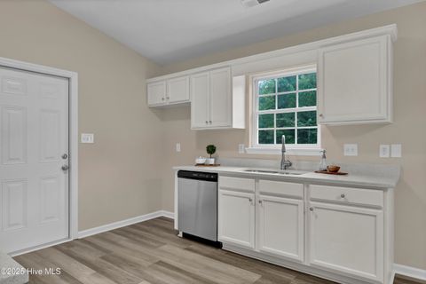 Tiny photo for 121 Starkys Creek Court, Maysville, NC 28555 (MLS # 100538446)