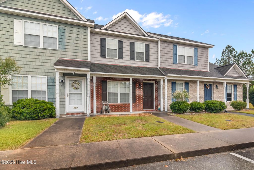 Photo of 102 Springwood Drive, Jacksonville, NC 28546 (MLS # 100538596)