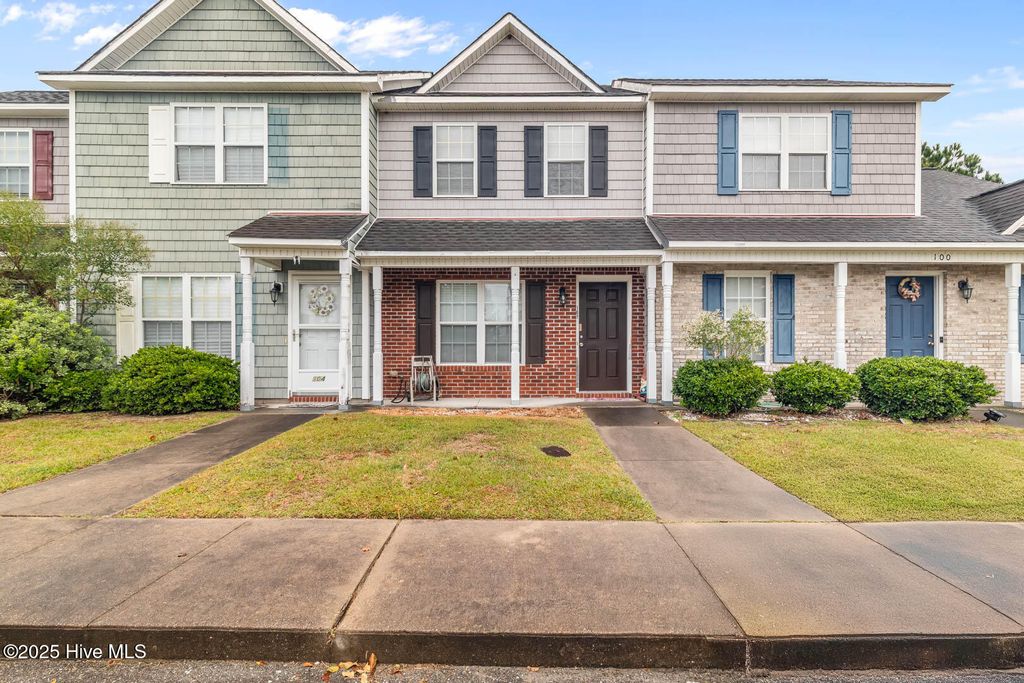 Photo of 102 Springwood Drive, Jacksonville, NC 28546 (MLS # 100538596)