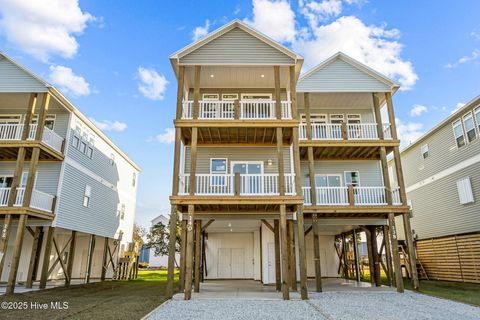 A home in North Topsail Beach