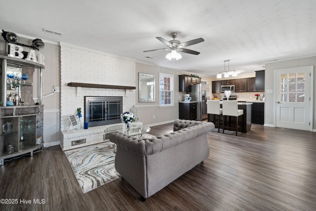 Photo of 307 Forest Grove Avenue, Jacksonville, NC 28540 (MLS # 100530375)