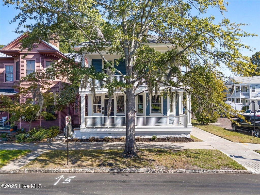 Photo of 223 S 5th Avenue, Wilmington, NC 28401 (MLS # 100537963)