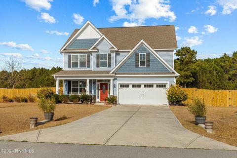 A home in Hubert