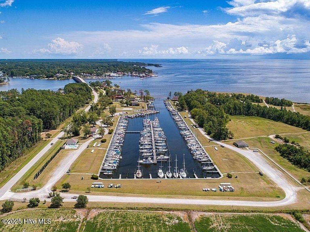 Photo of 31 Pecan Grove Marina, Oriental, NC 28571 (MLS # 100513696)