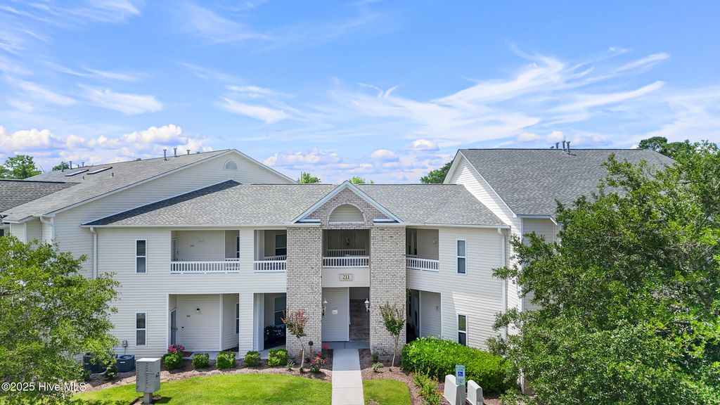 Photo of 211 Fullford Lane #Unit 201, Wilmington, NC 28412 (MLS # 100513025)