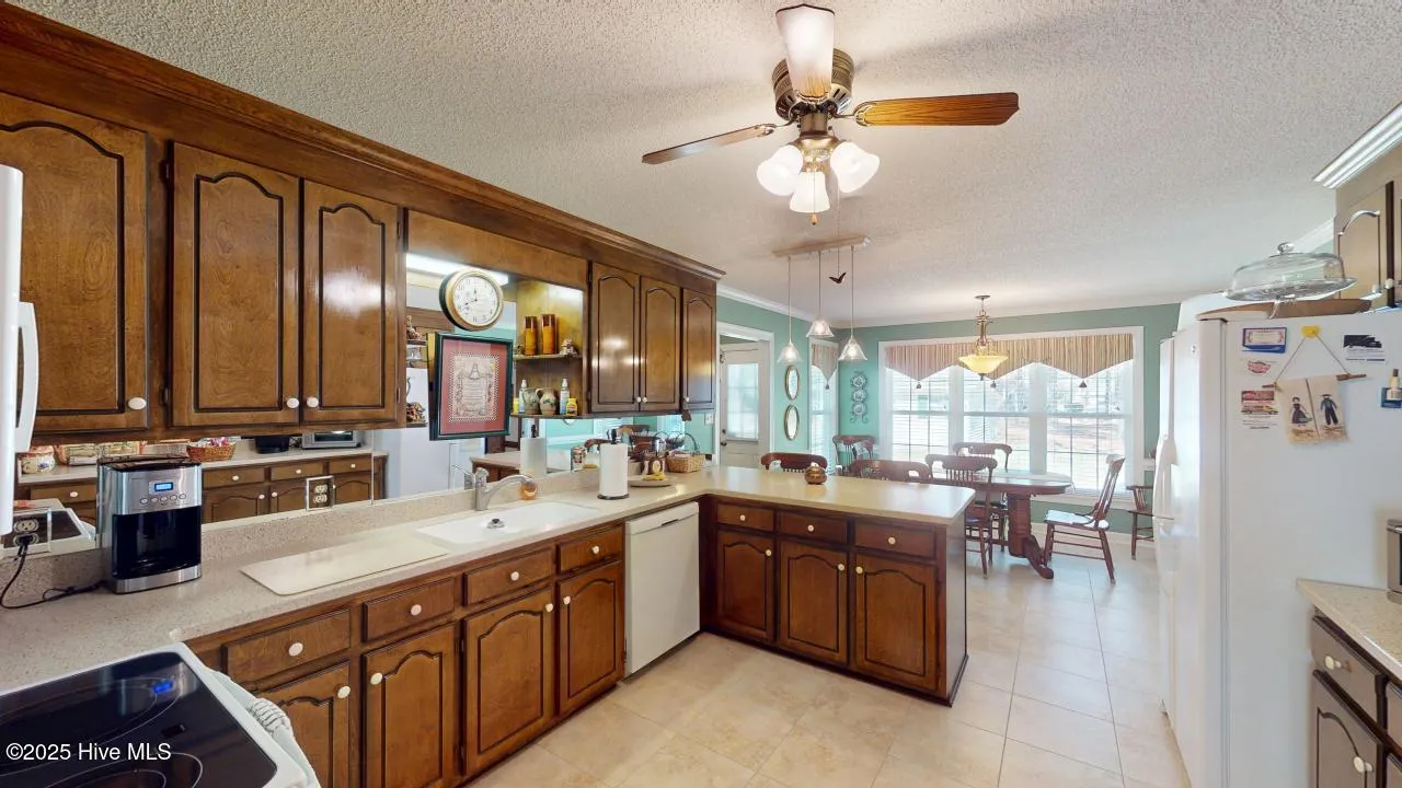 Goldsboro, North Carolina 27534, United States, 3 Bedrooms Bedrooms, ,3 BathroomsBathrooms,Residential,Active,173452