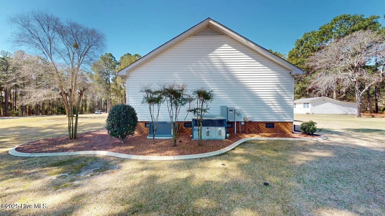 Goldsboro, North Carolina 27534, United States, 3 Bedrooms Bedrooms, ,3 BathroomsBathrooms,Residential,Active,173452