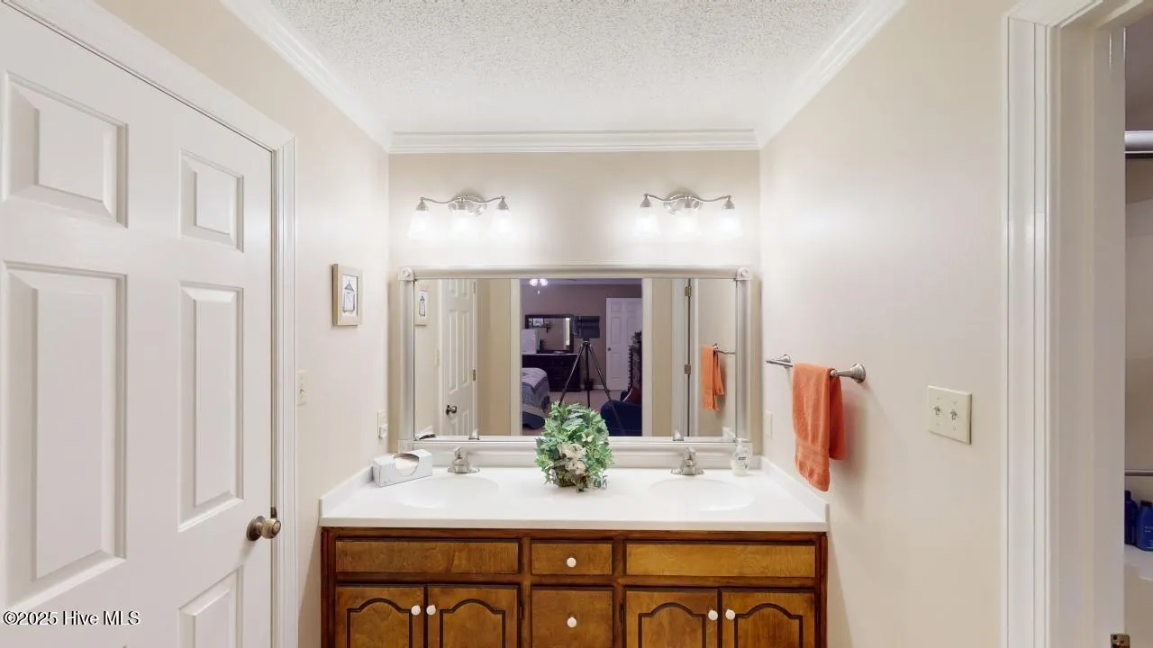 Goldsboro, North Carolina 27534, United States, 3 Bedrooms Bedrooms, ,3 BathroomsBathrooms,Residential,Active,173452