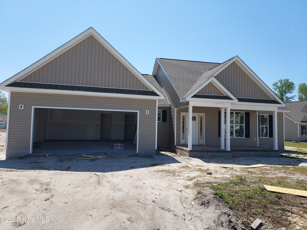 Photo of 623 Bright Harvest Drive, Maysville, NC 28555 (MLS # 100504880)