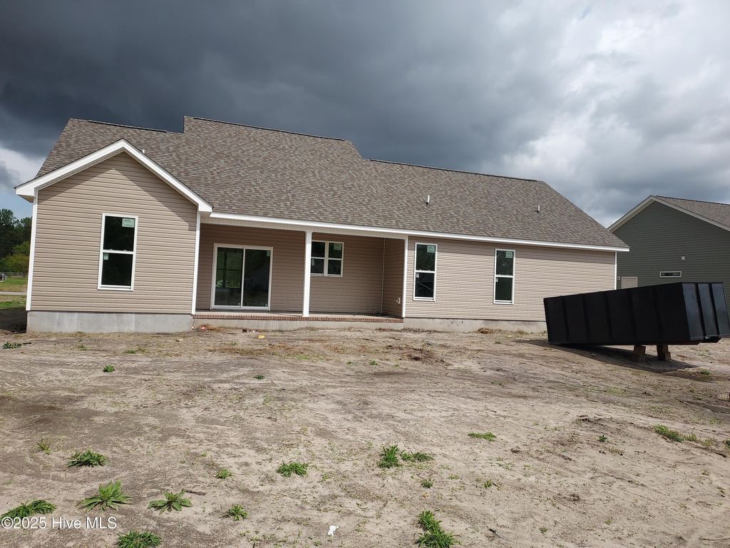 Photo of 623 Bright Harvest Drive, Maysville, NC 28555 (MLS # 100504880)