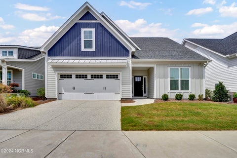 Featured picture for the property 100462943