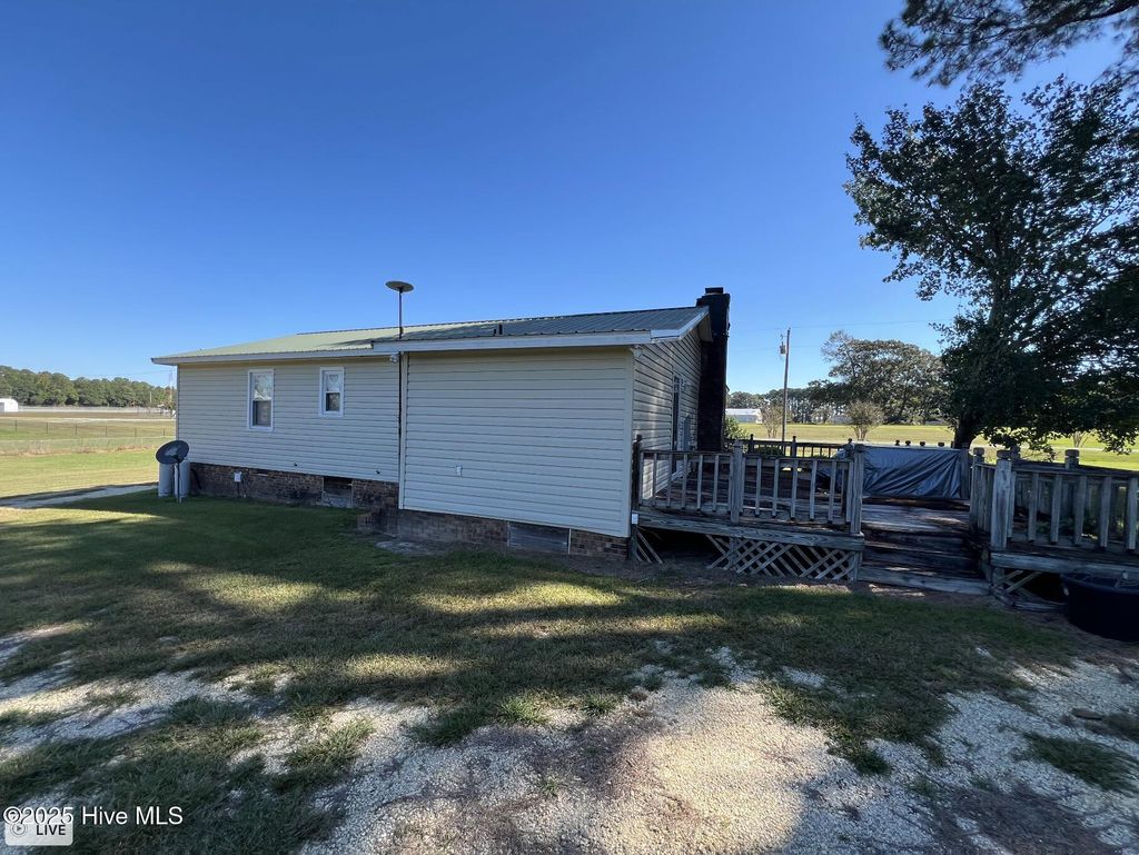 Photo of 63 Sampson Airport Road, Clinton, NC 28328 (MLS # 100536206)