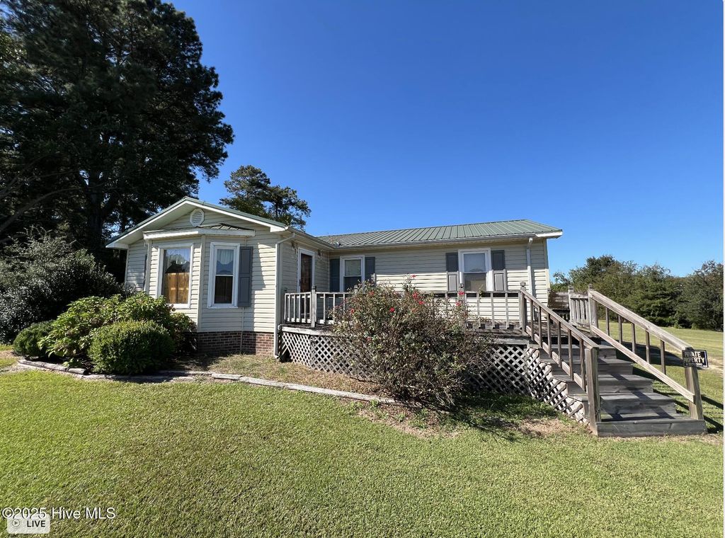 Photo of 63 Sampson Airport Road, Clinton, NC 28328 (MLS # 100536206)