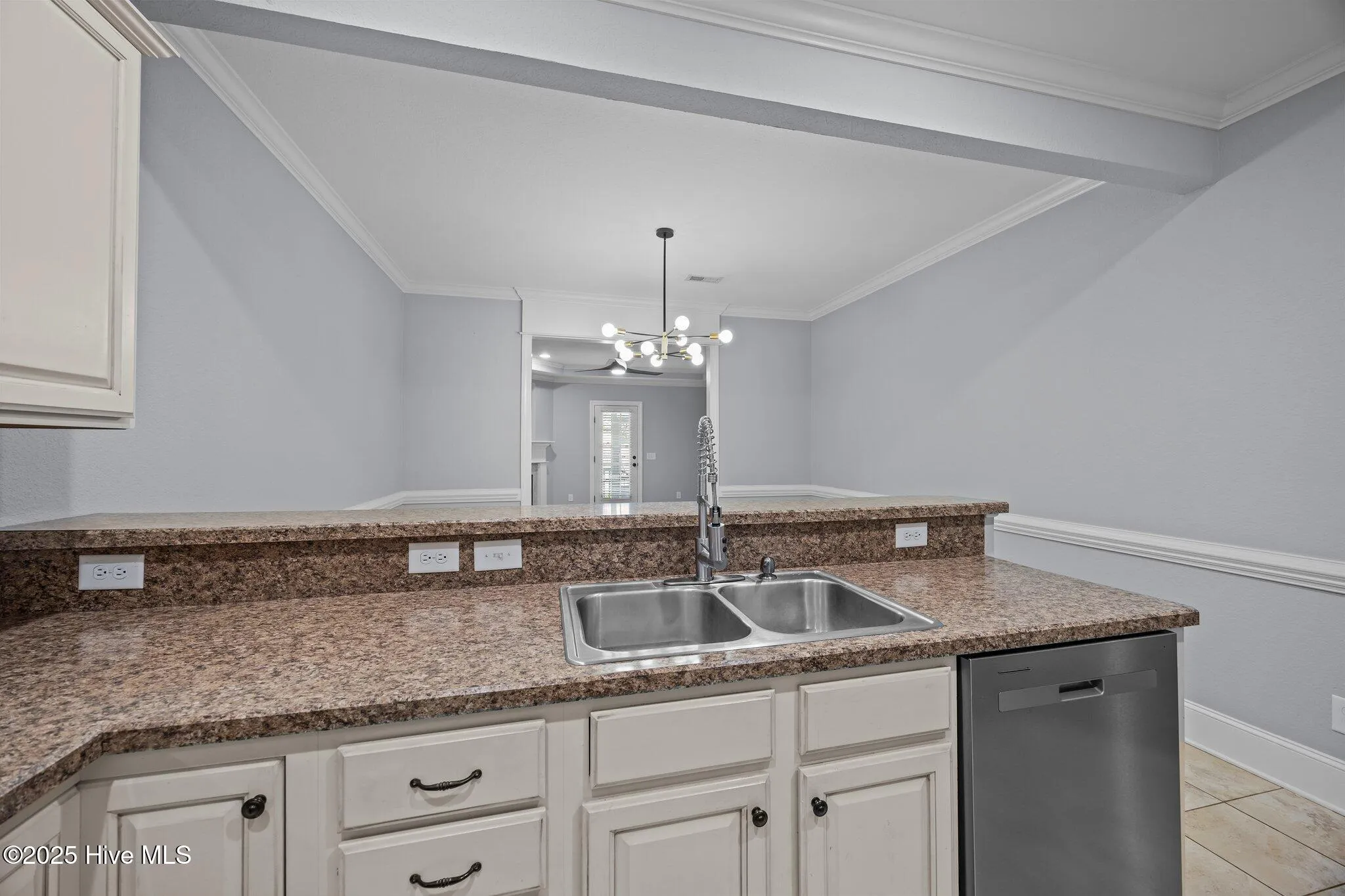 Greenville, North Carolina 27834, United States, 3 Bedrooms Bedrooms, ,3 BathroomsBathrooms,Residential,Active,161907