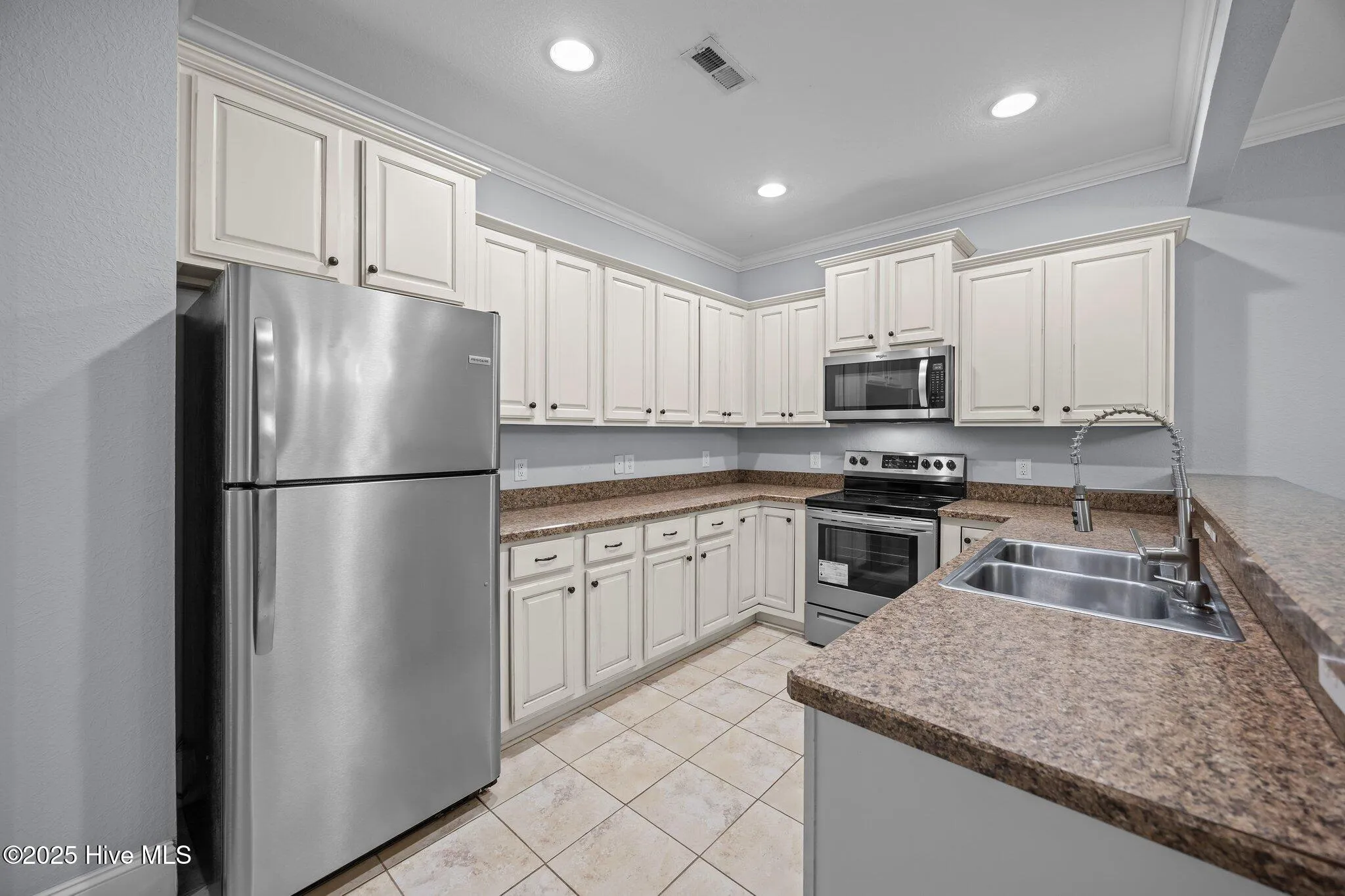 Greenville, North Carolina 27834, United States, 3 Bedrooms Bedrooms, ,3 BathroomsBathrooms,Residential,Active,161907