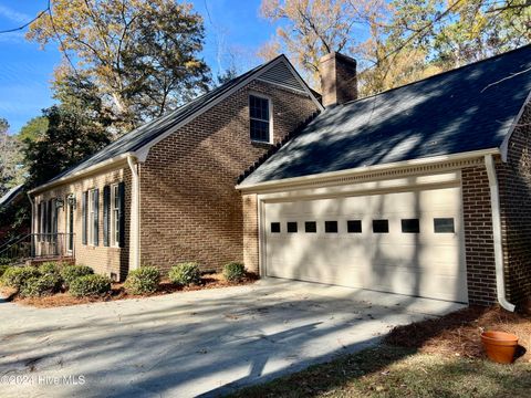 A home in Whiteville