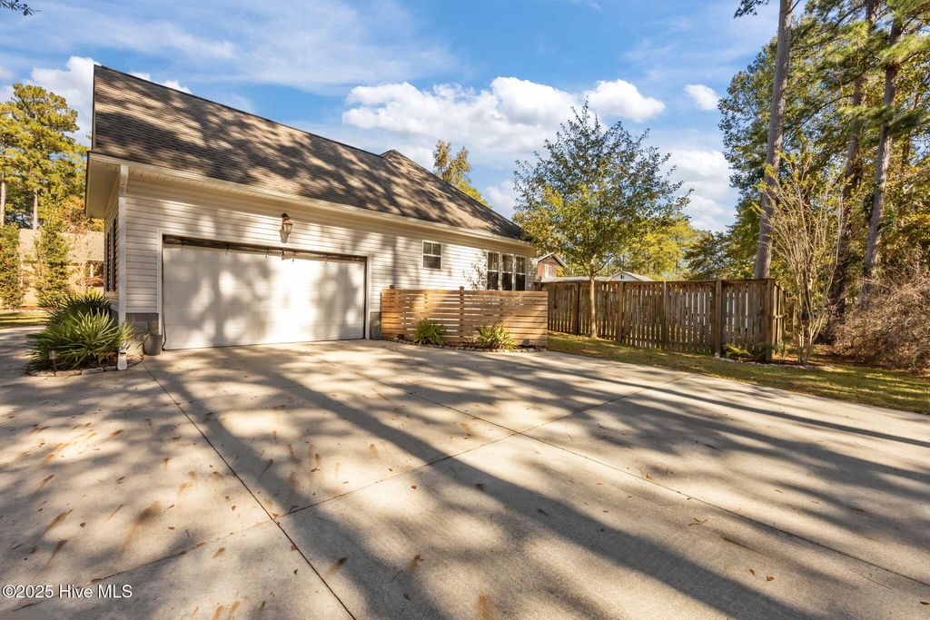 Photo of 1024 Echo Drive NE, Leland, NC 28451 (MLS # 100539810)