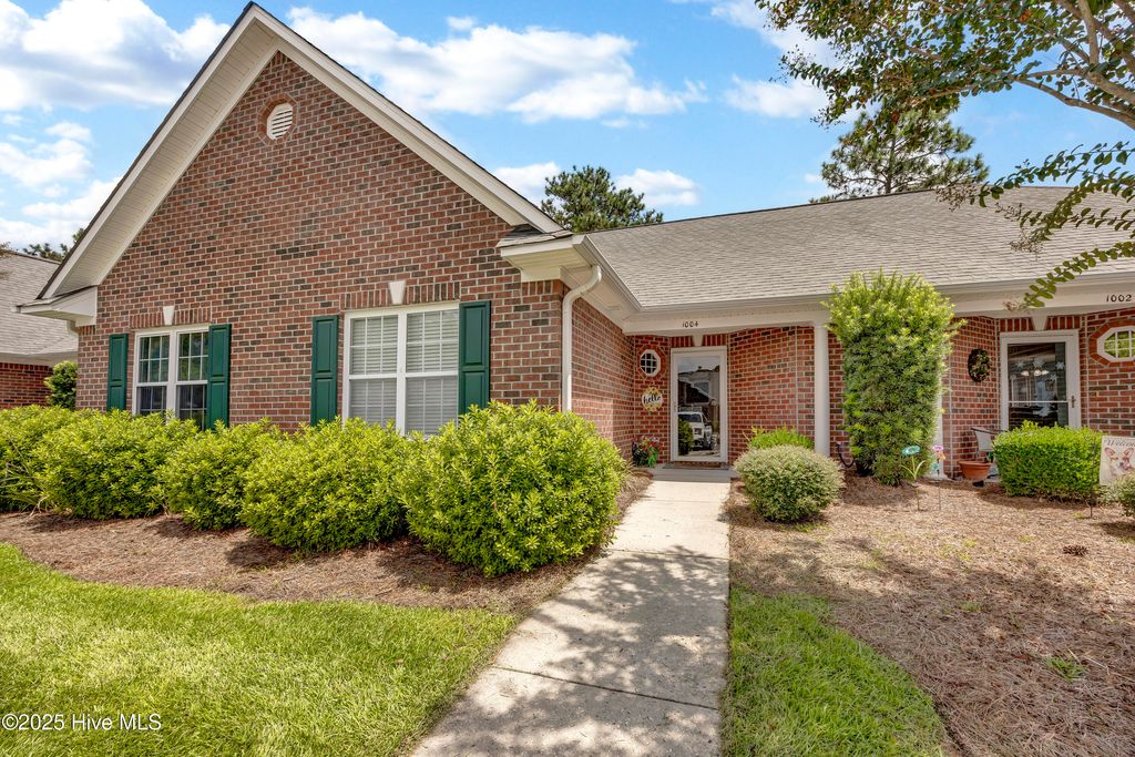 Photo of 1004 Bridgeport Way, Leland, NC 28451 (MLS # 100528907)