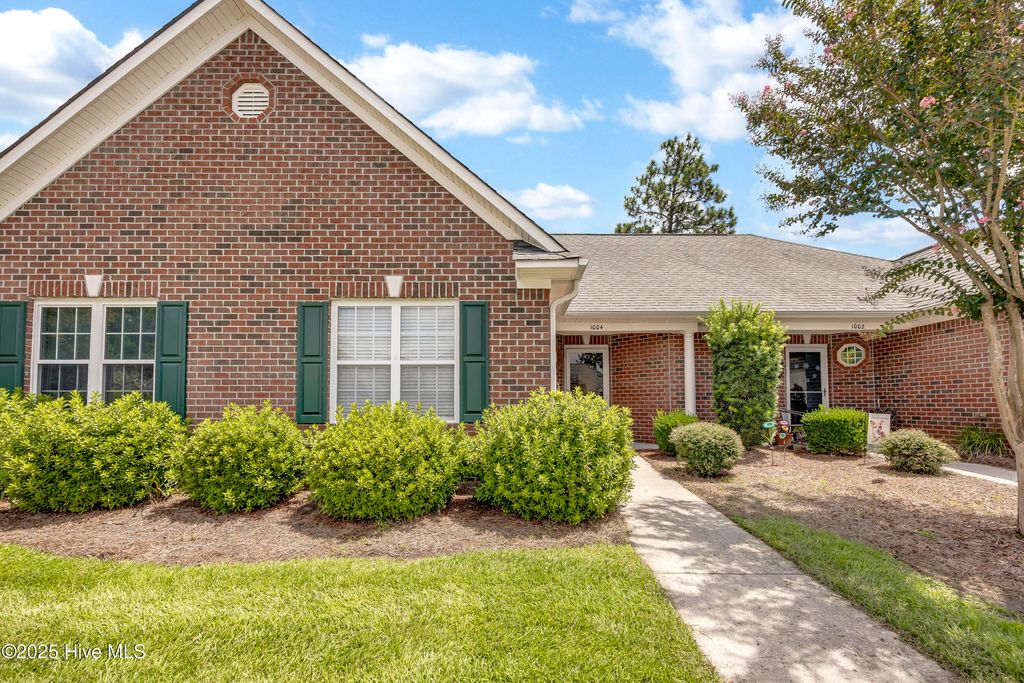 Photo of 1004 Bridgeport Way, Leland, NC 28451 (MLS # 100528907)