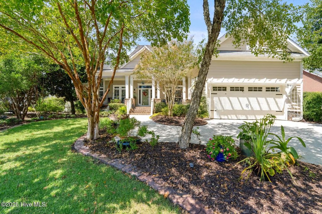 Photo of 3064 Irwin Drive SE, Southport, NC 28461 (MLS # 100529311)