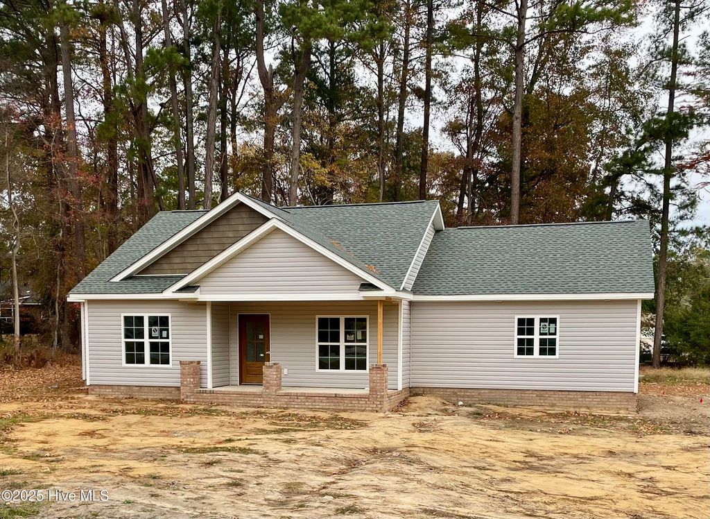 Photo of 2004 Glissom Street, Tarboro, NC 27886 (MLS # 100541805)