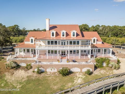 A home in Ocean Isle Beach