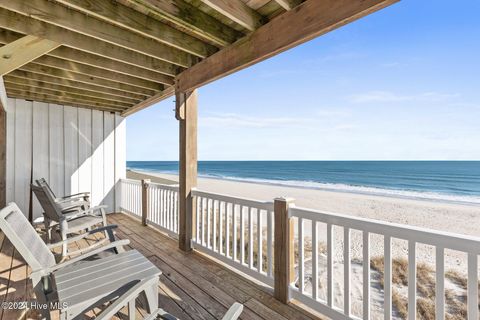 A home in North Topsail Beach