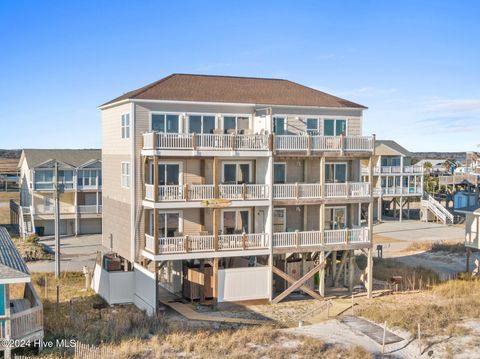 A home in North Topsail Beach