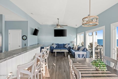 A home in North Topsail Beach