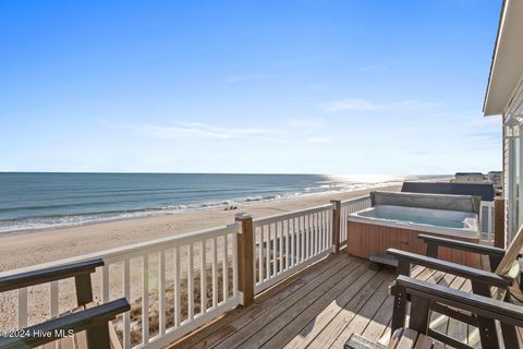 A home in North Topsail Beach