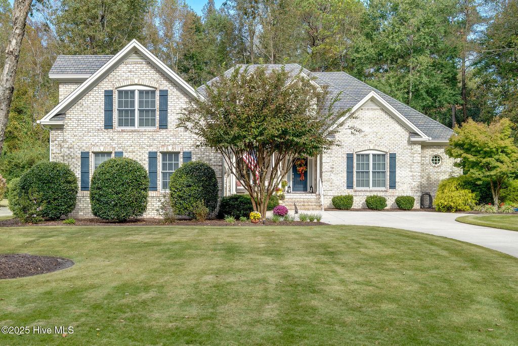 Photo of 122 Willow Oaks Drive, Wallace, NC 28466 (MLS # 100539120)