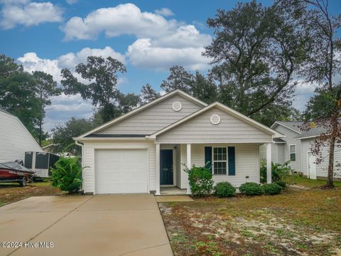 A home in Oak Island