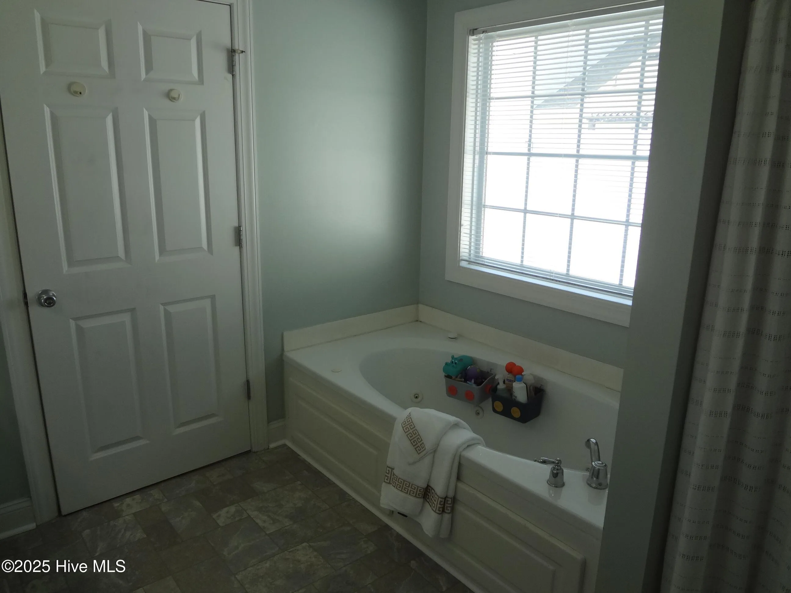 Winterville, North Carolina 28590, United States, 3 Bedrooms Bedrooms, ,2 BathroomsBathrooms,Residential,Active,101405