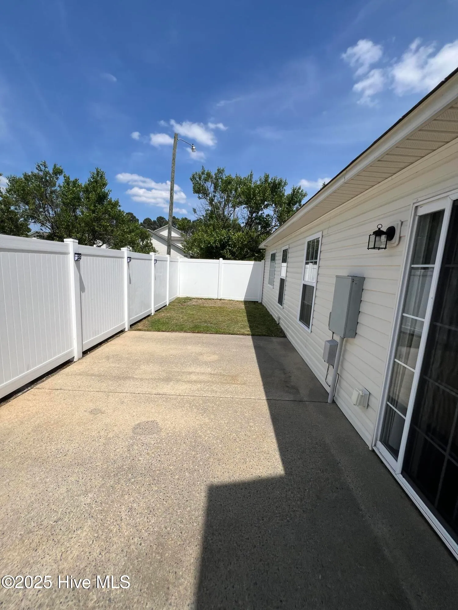 Winterville, North Carolina 28590, United States, 3 Bedrooms Bedrooms, ,2 BathroomsBathrooms,Residential,Active,101405