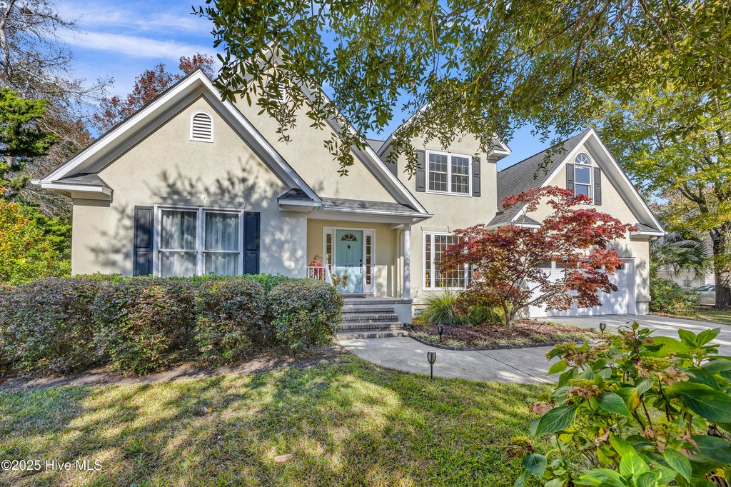 Photo of 6105 Sleepy Hollow Lane, Wilmington, NC 28409 (MLS # 100541424)