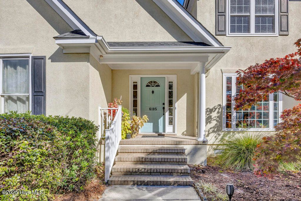 Photo of 6105 Sleepy Hollow Lane, Wilmington, NC 28409 (MLS # 100541424)