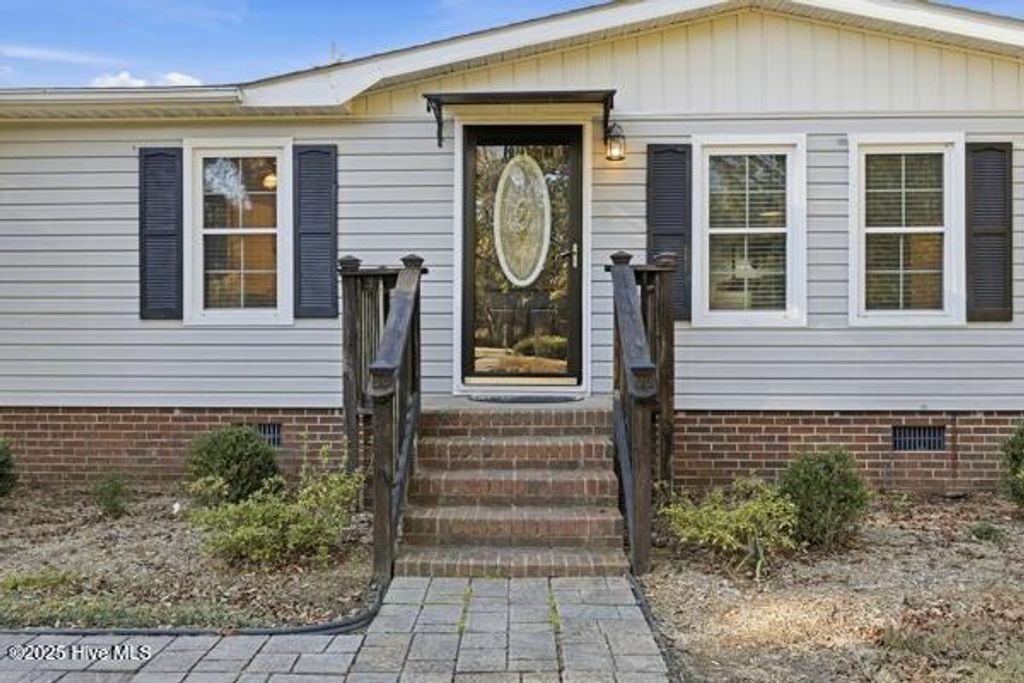 Photo of 1281 Campground Road, Elizabeth City, NC 27909 (MLS # 100541485)