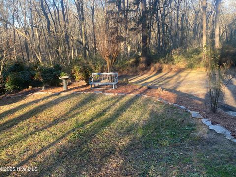 A home in Laurinburg