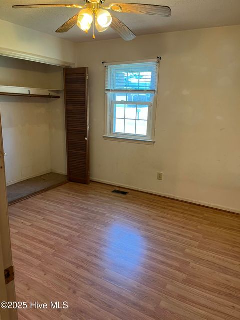 Tiny photo for 102 Fairway Road, Jacksonville, NC 28546 (MLS # 100535550)