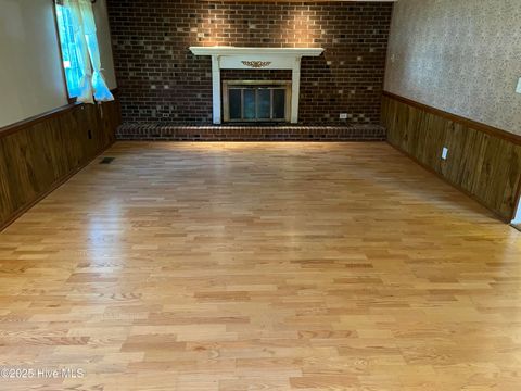 Tiny photo for 102 Fairway Road, Jacksonville, NC 28546 (MLS # 100535550)