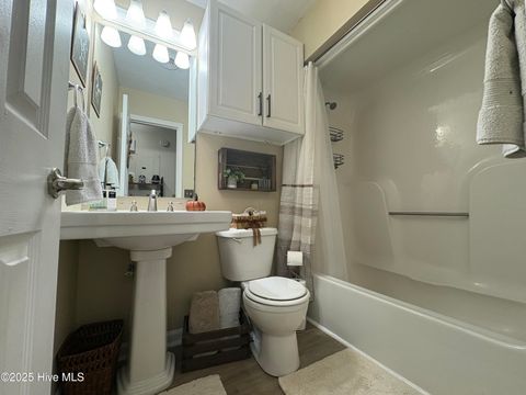 Tiny photo for 1299 Wellington Avenue, Wilmington, NC 28401 (MLS # 100538040)