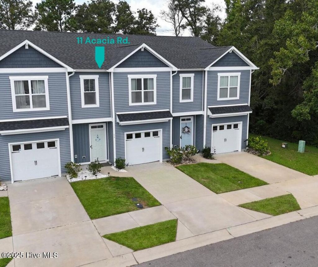 Photo of 11 Acacia Road, Hampstead, NC 28443 (MLS # 100512561)