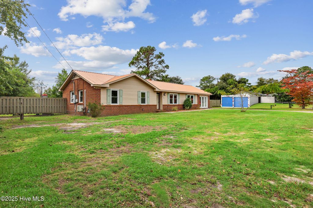 Photo of 823 Lorraine Drive, Wilmington, NC 28412 (MLS # 100536407)