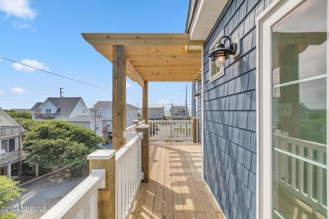 A home in Topsail Beach