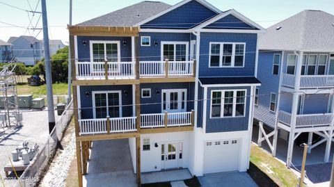 A home in Topsail Beach